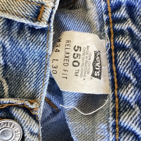 VINTAGE DISTRESSED MENS DISTRESSED 550 LEVI’S JEANS 34 x 30 RELAXED FIT - Picture 5 of 15